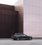 Volvo V90 T8 AWD Recharge Inscription 2020 года (WW)